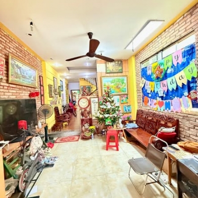 Nhà Mặt Tiền Đường Nhất Chi Mai Phường 13 Tân Bình Cũ.