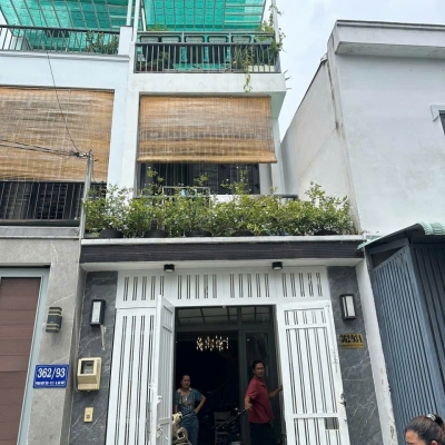 Nhà hẻm 362/93A Phan Huy Ích, Phường 12, Gò Vấp, Hẻm 5m thông, 3 NH 3,8x13m, Cn 51,2 m2, trệt 3 lầu, ST, 5PN, 4WC, 6,2 tỷ TL