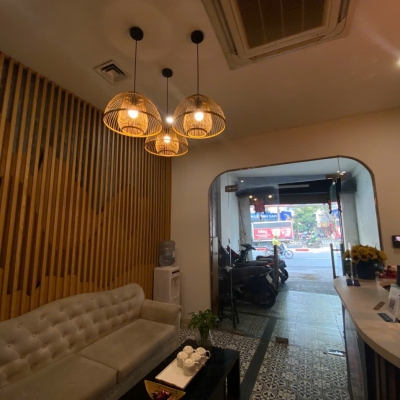 Giá tốt, Bán nhà Võng Thị Trích Sài, ô tô vào nhà, 82m 6 tầng thang máy, chỉ 24 tỷ