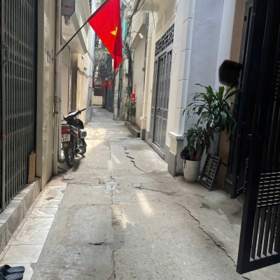 Nhà Giải Phóng - Phương Liệt - 37m2, 4T - 6.93 tỷ(CTL) - Lô góc-  20m ra Giải Phóng - Cạnh ĐH Kinh Tế Quốc Dân.