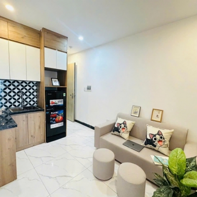 Cho Thuê 1pk 1pn Full đồ ban công đẹp Ngõ 198 Xã Đàn, Đống đa