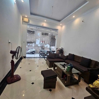 ????10M RA ĐƯỜNG BỜ SÔNG- TRƯƠNG ĐỊNH- 40M2- 5T- 10.85TỶ NGÕ 3 GÁC TO THÊNH THANG????