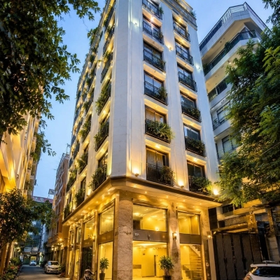 BÁN TÒA APARTMENT LIỄU GIAI - BA ĐÌNH - Ô TÔ TRÁNH - DÒNG TIỀN 180 TRIỆU/THÁNG - 100M² - 9 TẦNG - MT 5,5M - 67,5 TỶ
