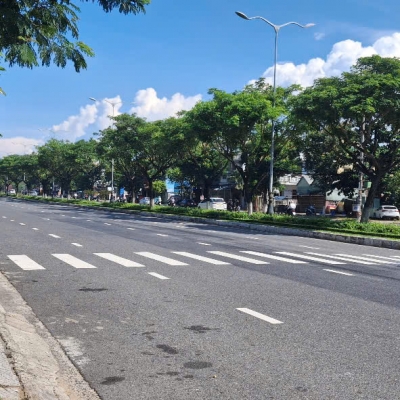 NHÀ 2T 135M2 ĐẤT MẶT TIỀN LÊ VĂN HIẾN – ĐƯỜNG 30M – LỀ 7M – TT HÒA HẢI – GIÁ HƠN 13 TỶ