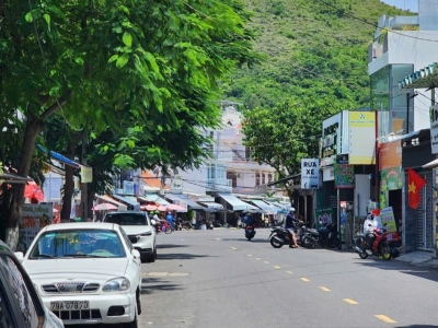 Cho thuê nhà Mặt tiền Kinh Doanh khu sầm uất đường Dương Hiến Quyền– Bắc Nha Trang.