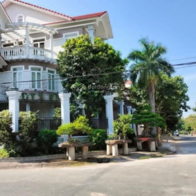 Nhà bán khu dân cư Trung Sơn giáp Him Lam Q.7, 100m²  ngang 5m, 4 tầng, 5pn, giá 17 tỷ nhẹ