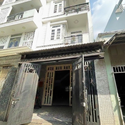 H1704 ???? Nhà Vuông 3 Tầng Nguyễn Văn Quá Q12, SHR, HXH, 5.x tỷ