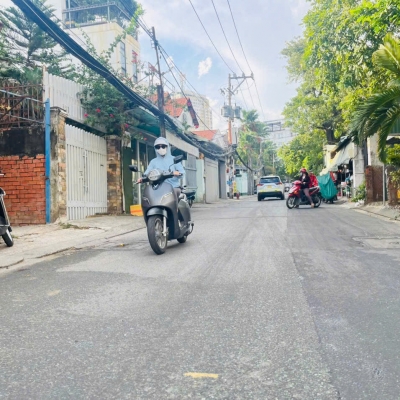 Nhà 2 tầng BTCT - mặt tiền - thảo điền – kinh doanh tốt – nhỉnh 17 tỷ.