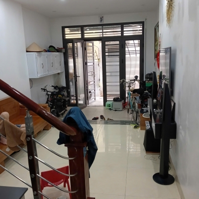 HÀNG HIẾM LONG BIÊN – NHÀ ĐẸP Ở NGAY VŨ XUÂN THIỀU

 - LONG BIÊN - HN.