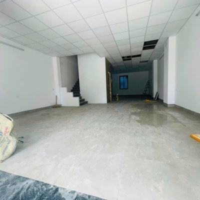 Cho thuê nhà Lê Đức Thọ làm văn phòng, 65m2, 8 tầng, thông sàn, thang máy