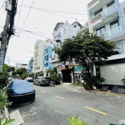 ẶT TIỀN KHU VIP BÀN CỜ HỌ LÊ - NGUYỄN SƠN - DTS 223M - 4 TẦNG - 8PN CHỈ 8.X TỶ