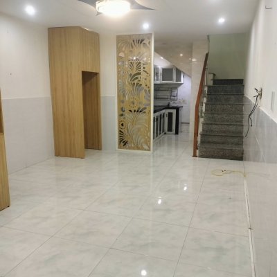 ► Nhà gần MT Lê Độ, 46m2, 3 tầng đúc, sân rộng, 3.x tỷ