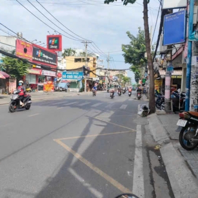 Bán nhà mặt tiền  20x63m giá 137 tỷ Đường Thống Nhất