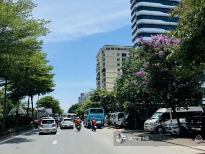 Bán nhà phố Phạm Văn Đồng 55m2, 7 tầng thang máy Dòng tiền ~700tr/N gần công viên Hòa Bình