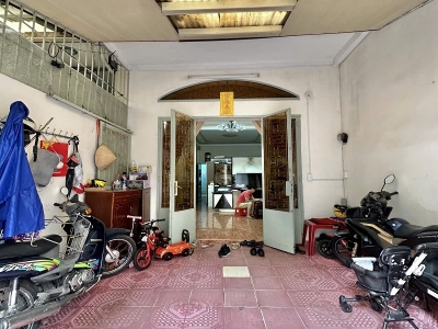 Bán nhà HXH thông ngay Lăng Cha Cả, P4, Tân Bình, 100m2, 3 tầng, ngang 5m. 6 Phòng Ngủ