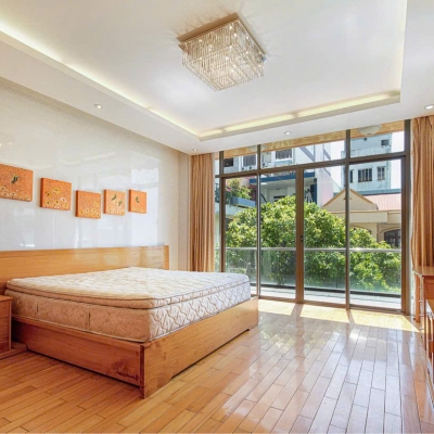 MẶT TIỀN LÊ VĂN HIẾN – ĐƯỜNG 30M – LỀ 7M – VỊ TRÍ KINH DOANH ĐỈNH – HƠN 13 TỶ 135M2