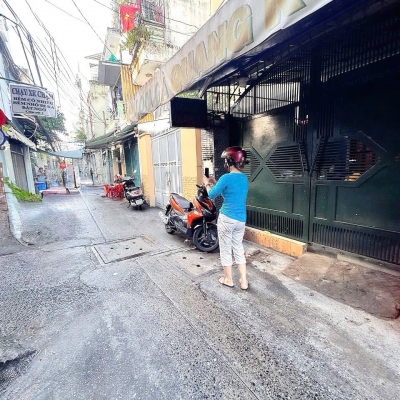 ⚡️⚡️CHỦ NHIỆT BÁN GIẢM CHÀO 500 TRIỆU????????

????????BÁN NHÀ MẶT TIỀN HXH- Đ.ĐOÀN VĂN BƠ- 2 MẶT HẺM THOÁNG MÁT- GẦN TRƯỜNG ĐẠI HỌC NGUYỄN TẤT THÀNH- 2 PHÚT QUA Q1????