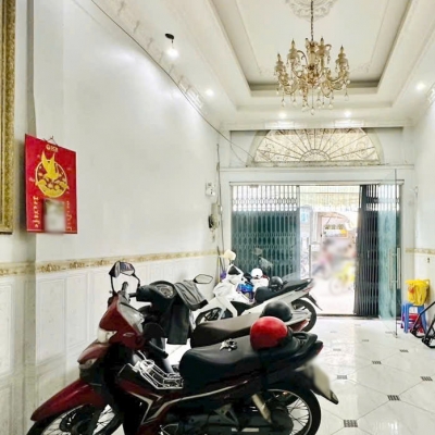 Nhà 5 tầng (60m2) ngay chợ Rạch Ông Nguyễn Thị Tần P2 Q8