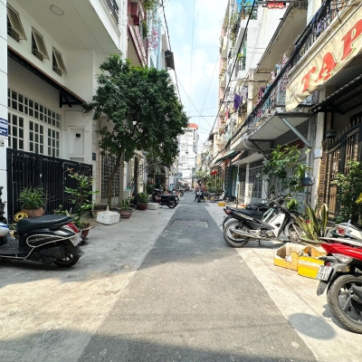 27 TỶ, CCMN CẦU DIỄN 150M2X7 TẦNG, 42 PKK, MẶT TIỀN 16M, 190 TRIỆU/THÁNG, Ô TÔ