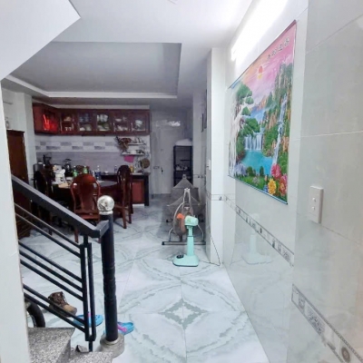 Nhà 3 tầng sát chợ Nhị Thiên Đường P5 Q8