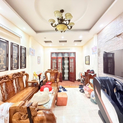 Bán nhà Phố Xốm 48m2, 6 tầng, thang máy, ô tô tránh, nhà mới ở ngay