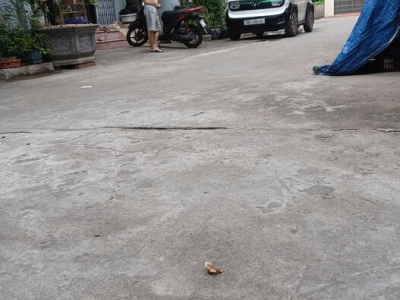 Vị trí đắc địa đường Tư Đình - Long Biên.