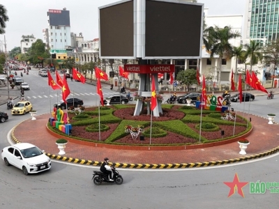 bán đất tặng nhà 2 tầng mặt lý bôn. gần 160m2, gần vincom