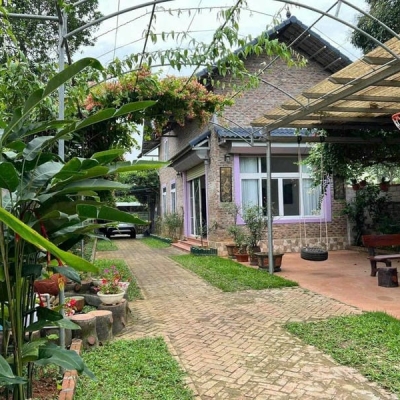 Gia đình em gái có ý định chuyển sang nước ngoài nên cần nhượng lại mảnh đất này mong hữu duyên