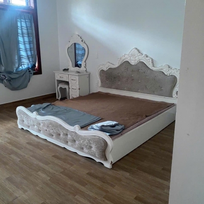 Giá bất ngờ .Bán nhanh  nhà 4 tầng .Dt 65m2 . Mt 5m. Ngõ Ô Tô tránh- Đường Trần Hưng Đạo