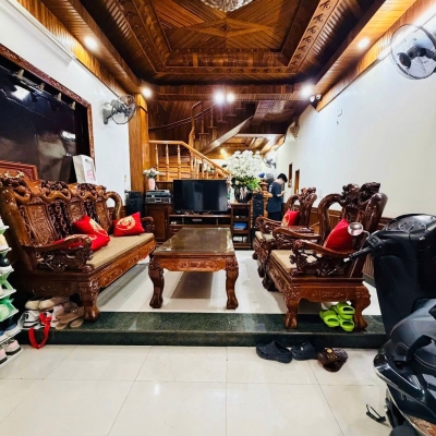 Bán nhà đẹp phố Nguyễn Khang 42/48m2 4tầng mặt tiền 4m 11.3 Tỷ Cầu Giấy