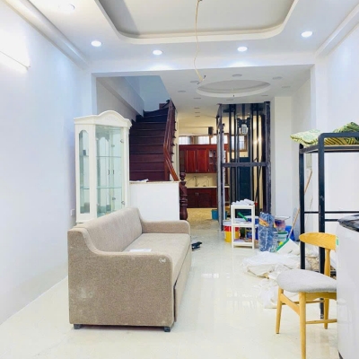 Bán nhà Thái Hà, Đống Đa sổ đỏ 63m - Ngõ thông, thang máy 2 thoáng vĩnh viễn