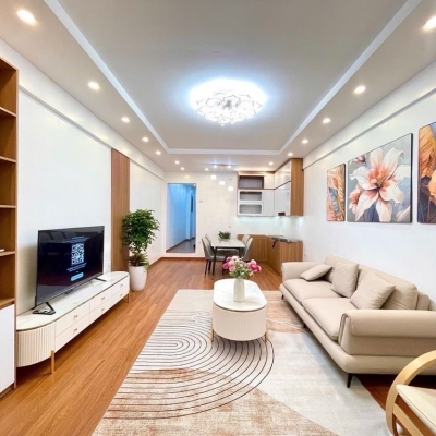 bán nhà tập thể tầng 2 cầu giấy DT 120m giá 5,350 tỷ 2 mặt ngõ,full nội thất