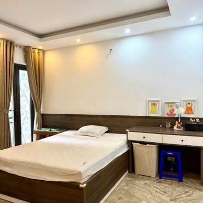 Bán nhà ngõ 143  Nguyễn Chính, Tân Mai, Hoàng Mai, HN. 60m2, 2 tầng, 2 ngủ. Sổ đỏ chính chủ, giá 3 tỷ. LH: 0987993153