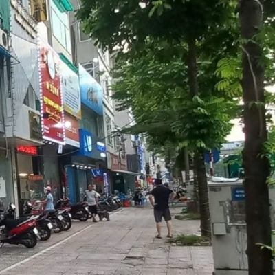 Nhà 2 mặt phố vip Hoàng Cầu ,Ô Chợ Dừa , Đống Đa,61m2, mt 5M, 30 TỶ, vỉa hè sân bóng,kinh doanh thời thượng