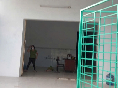 CHO THUÊ NHÀ MẶT TIỀN ĐƯỜNG PHAN VĂN ĐÁNG, P.9, VĨNH LONG - MỚI XÂY 100%, ĐỦ NỘI THẤT, GIÁ 5.5 TRIỆU/THÁNG