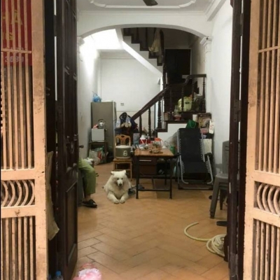 Cho thuê nhà ngõ Thống Nhất, Đại La 4 tầng x 32m2, 3PN, 3 vệ sinh, 10 Triệu/tháng