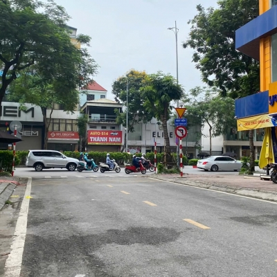 BÁN NHÀ NGUYỄN VĂN CỪ 75M. MẶT TIỀN 5M, ĐƯỜNG 2 ÔTÔ TRÁNH, VỈA HÈ, KINH DOANH. GIÁ 20.5 TỶ