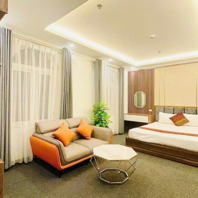 Bán khách sạn 3 sao quận Cầu Giấy, View Hồ, 155m2, 9 tầng, 71 tỷ