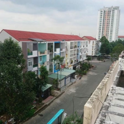 CẦN BÁN NHÀ 1 TRỆT , 3 LẦU Ở KDC LONG THỊNH , CÁI RĂNG , CẦN THƠ