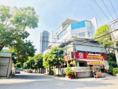 BÁN NHÀ GÓC 2 MẶT TIỀN   155M2  4 TẦNG  THANG MÁY  DÒNG TIỀN 360 CHỈ 25 TL