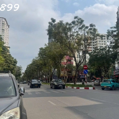 BÁN TÒA NHÀ VĂN PHÒNG SIÊU ĐẸP MẶT PHỐ NGUYỄN PHONG SẮC - CẦU GIẤY - 100M x 9 TẦNG THANG MÁY - MT 7,1M - VỈA HÈ ĐÁ BÓNG - CHO THUÊ 150 TR/TH