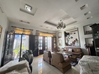 Bán nhà 4 tầng Đường 182 Tăng Nhơn Phú A Thủ Đức - 156m2 - Ngang 6.6m - 17.5 Tỷ