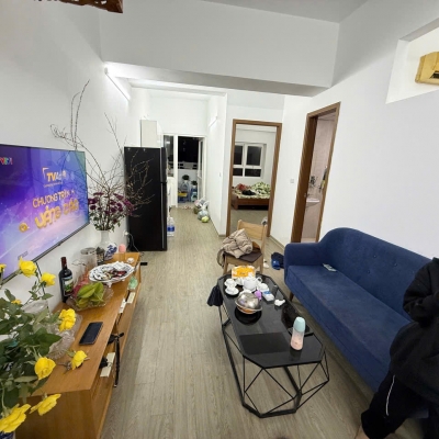 Cần cho  thuê căn hộ Nam Trung Yên, 50m2, 2 ngủ, 10 Triệu Full đồ ở hộ gia đình