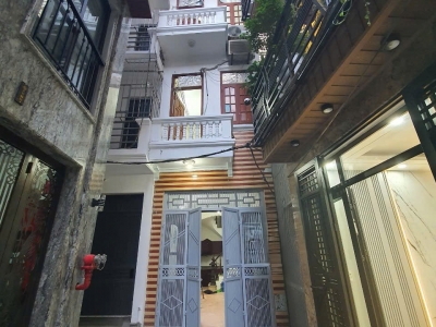 Cho thuê nhà Minh Khai 25m2 x 4 tầng, 3 ngủ, 3 vệ sinh, 9 Triệu/th