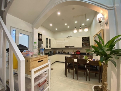 Bán nhà Kim Giang - DT 55m2 x 5 tầng, nhà đẹp, ở luôn, ngõ oto, giá 7.85 tỷ, SĐCC