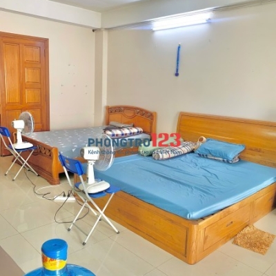 Cần 1 Nam ở ghép phòng 55m2, hiện đang có 2 nam ở, giá 2 triệu, đầy đủ tiện nghi, an ninh, yên tĩnh