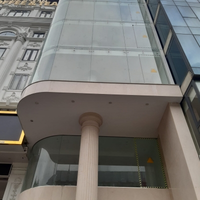 Bán nhà mặt phố Triệu Việt Vương, 140m2, 10 tầng 2 hầm, mặt tiền 7.2m, 159 tỷ, vỉa hè rộng, kinh doanh đỉnh