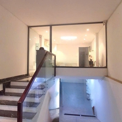 MẶT TIỀN ĐƯỜNG KHU VIP - AN PHÚ - QUẬN 2 - 80M2 VUÔNG A4 - 5 TẦNG CÓ HẦM - GIÁ CHỈ 20.xx ty