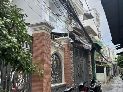 CHINH CHỦ CẦN BÁN NHÀ Đ.TÔN THẤT THUYÊT- KHU DÂN CƯ HIỆN HỮU- THÔNG RA NHIỀU HƯỚNG- KHÁNH HỘI, HOÀNG DIỆU RA KHU ẪM THỰC VĨNH KHÁNH.