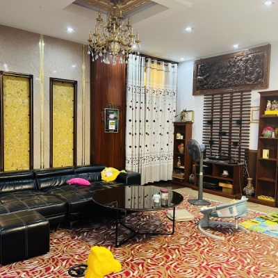 ♪ Biệt Thự sát MT CMT8, Khuê Trung, giá chỉ 43tr/m2, 456m2, ngang 13m, 3 tầng, 19.x tỷ